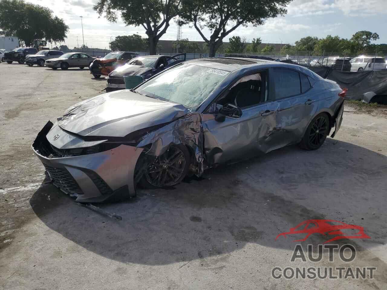 TOYOTA CAMRY 2025 - 4T1DAACK3SU584662