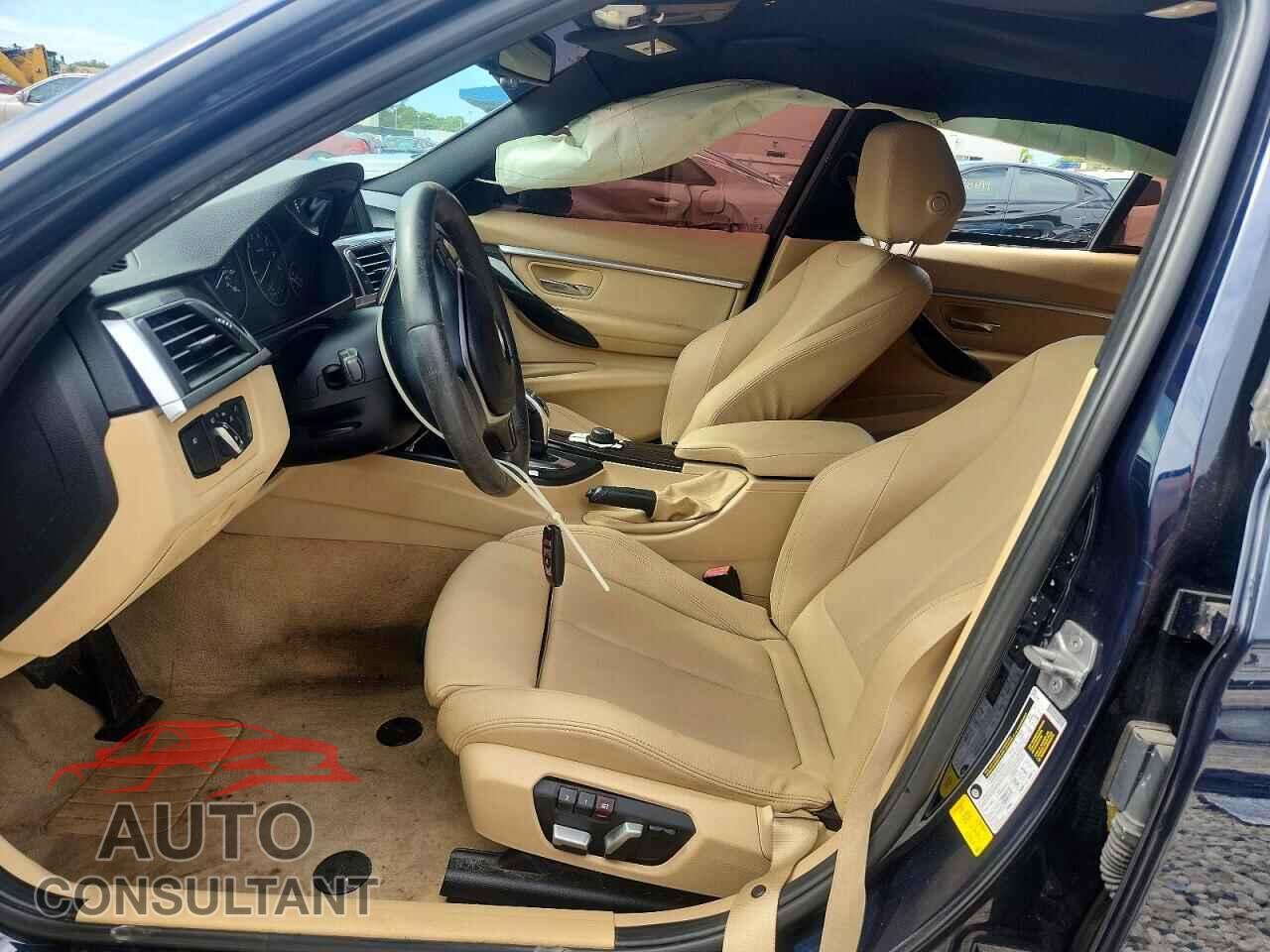 BMW 3 SERIES 2016 - WBA8E9G5XGNU29201