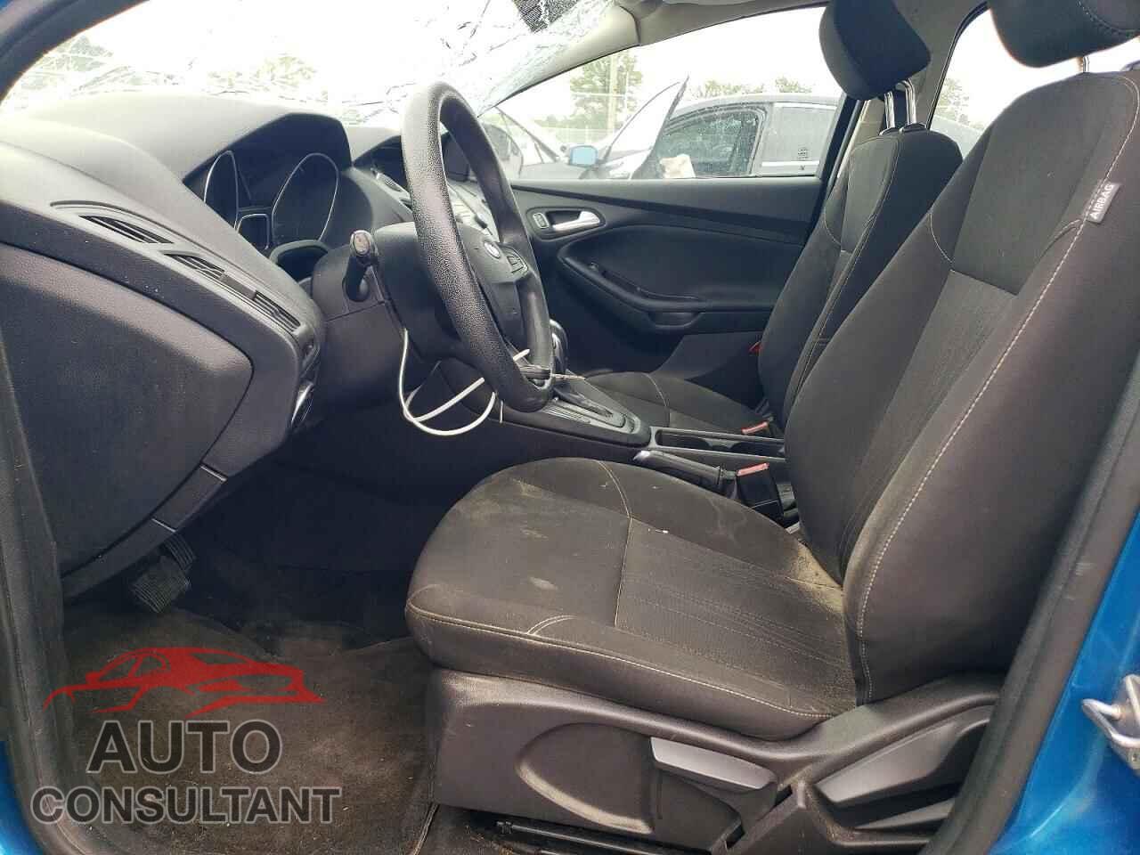 FORD FOCUS 2015 - 1FADP3F22FL295607