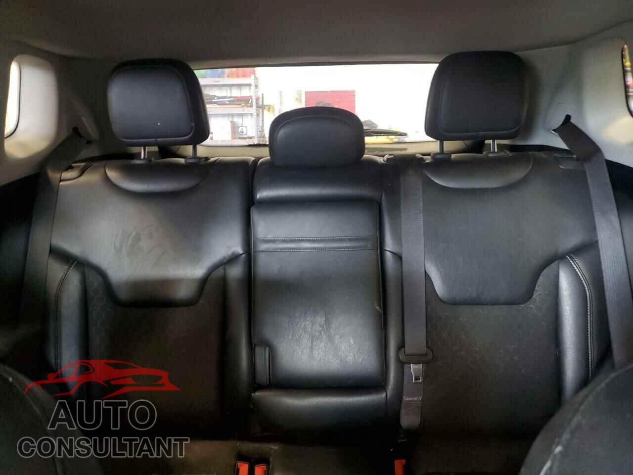 JEEP COMPASS 2018 - 3C4NJDBB0JT482336