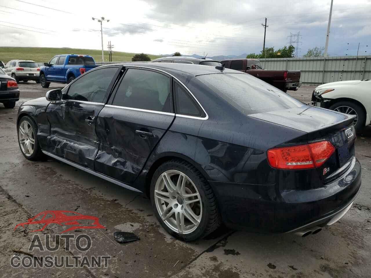 AUDI S4/RS4 2012 - WAUMGBFL8CA017991