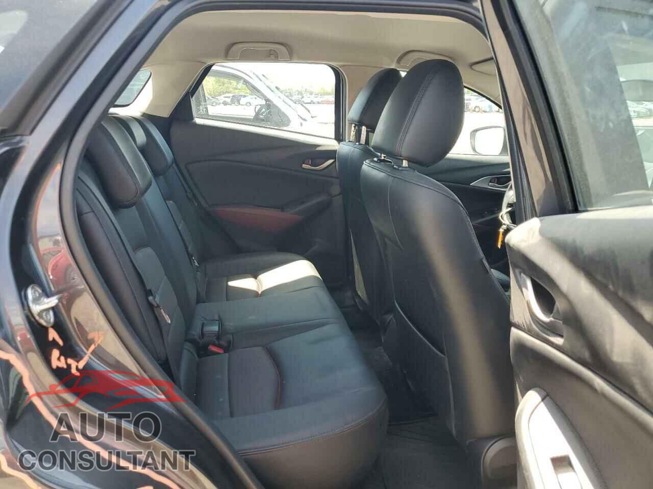 MAZDA CX-3 2017 - JM1DKFC76H0149368