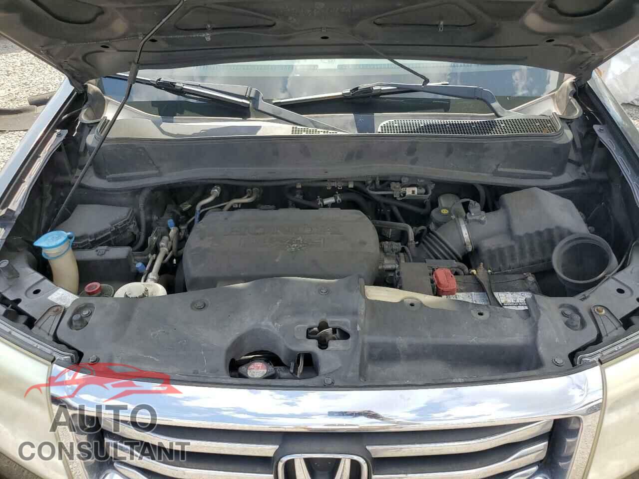 HONDA PILOT 2013 - 5FNYF4H25DB047451