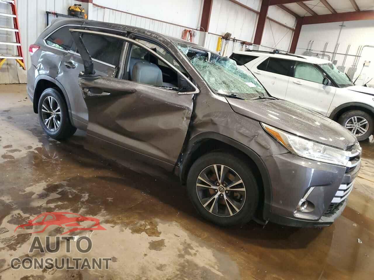 TOYOTA HIGHLANDER 2017 - 5TDBZRFH0HS452345