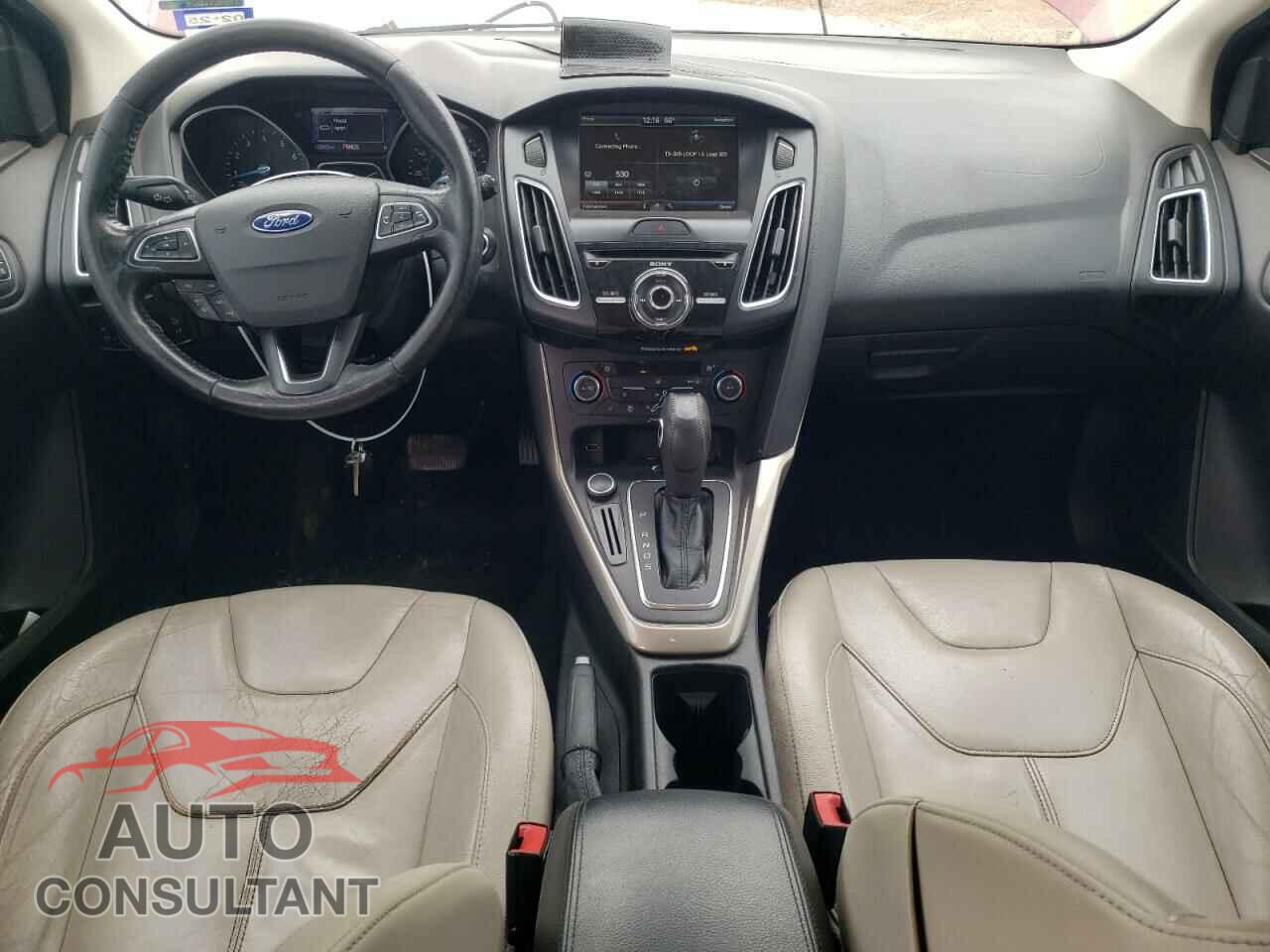 FORD FOCUS 2015 - 1FADP3N25FL328231