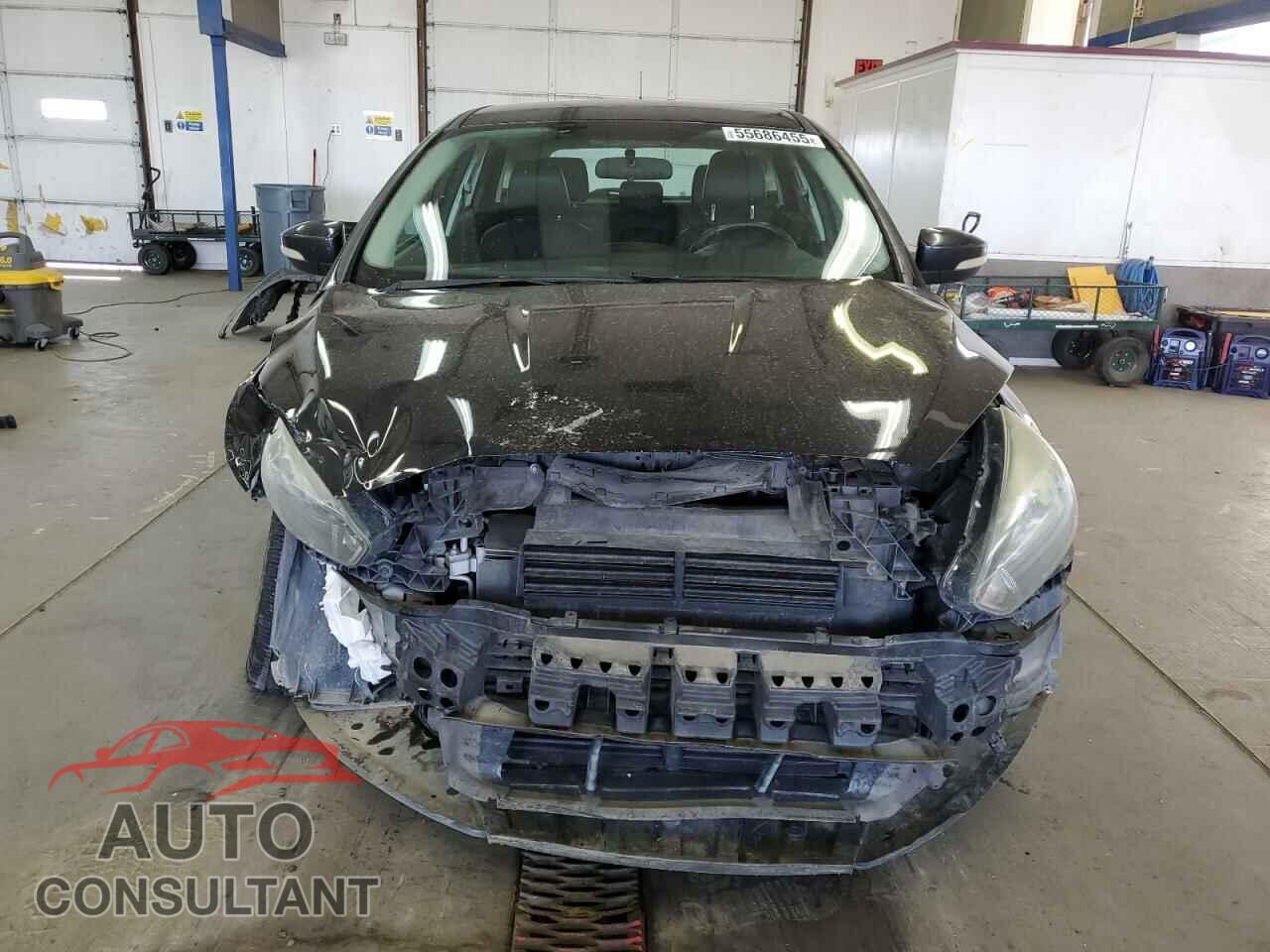 FORD FOCUS 2015 - 1FADP3K21FL326304