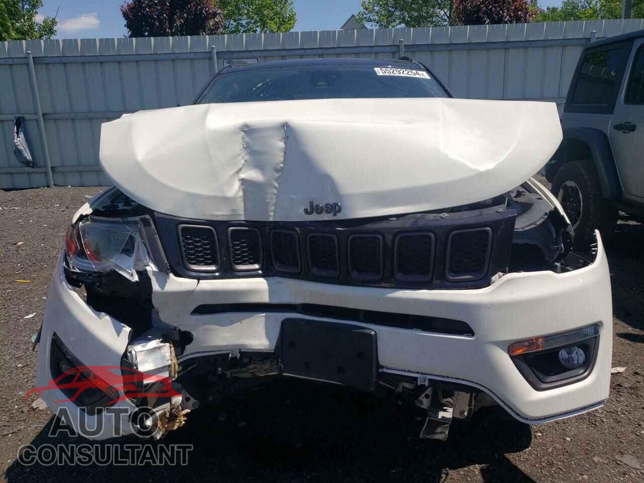 JEEP COMPASS 2020 - 3C4NJDCB0LT155484