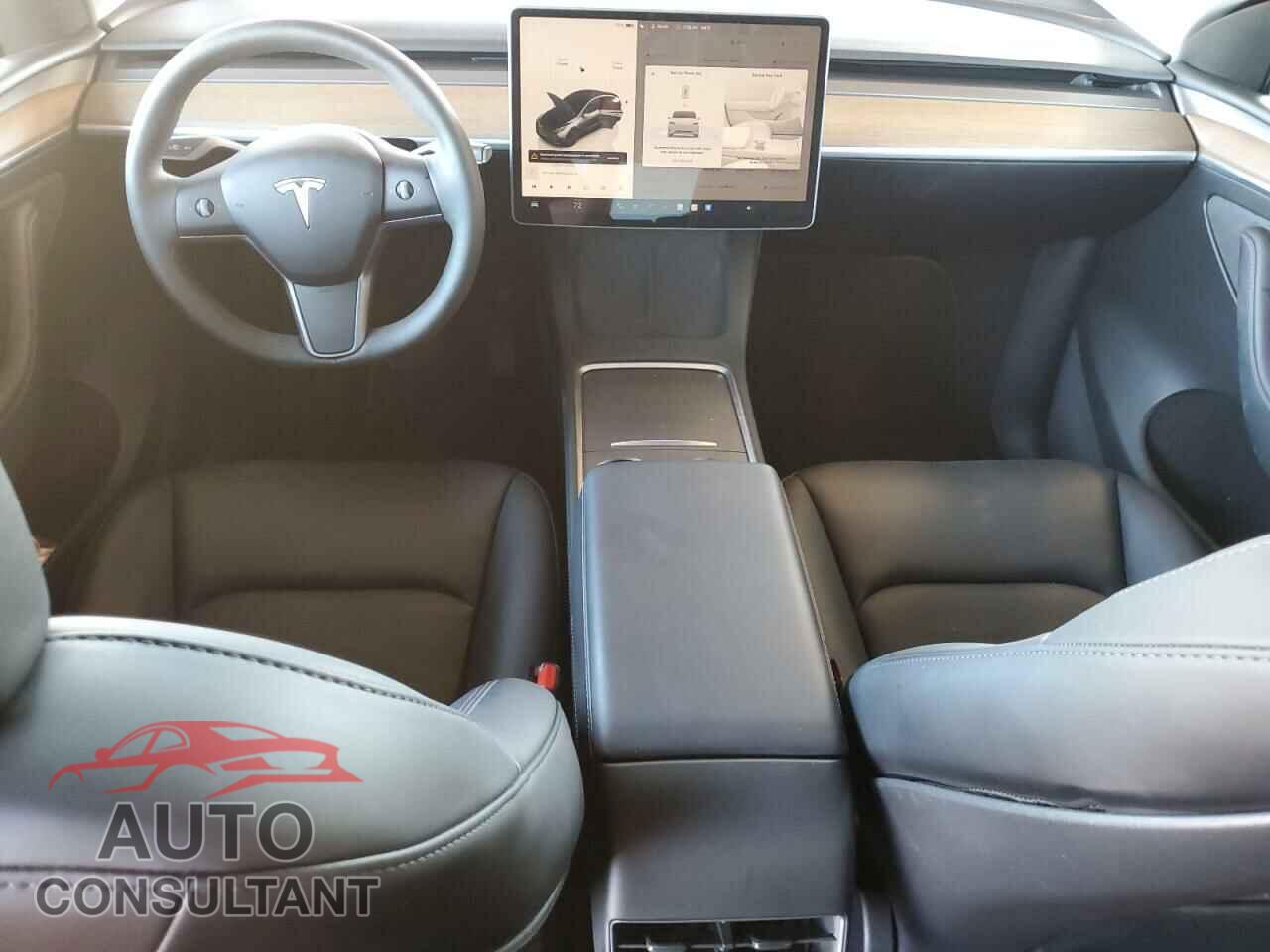 TESLA MODEL Y 2024 - 7SAYGDED9RF019035