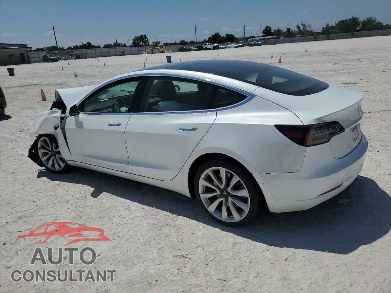TESLA MODEL 3 2018 - 5YJ3E1EB4JF088844
