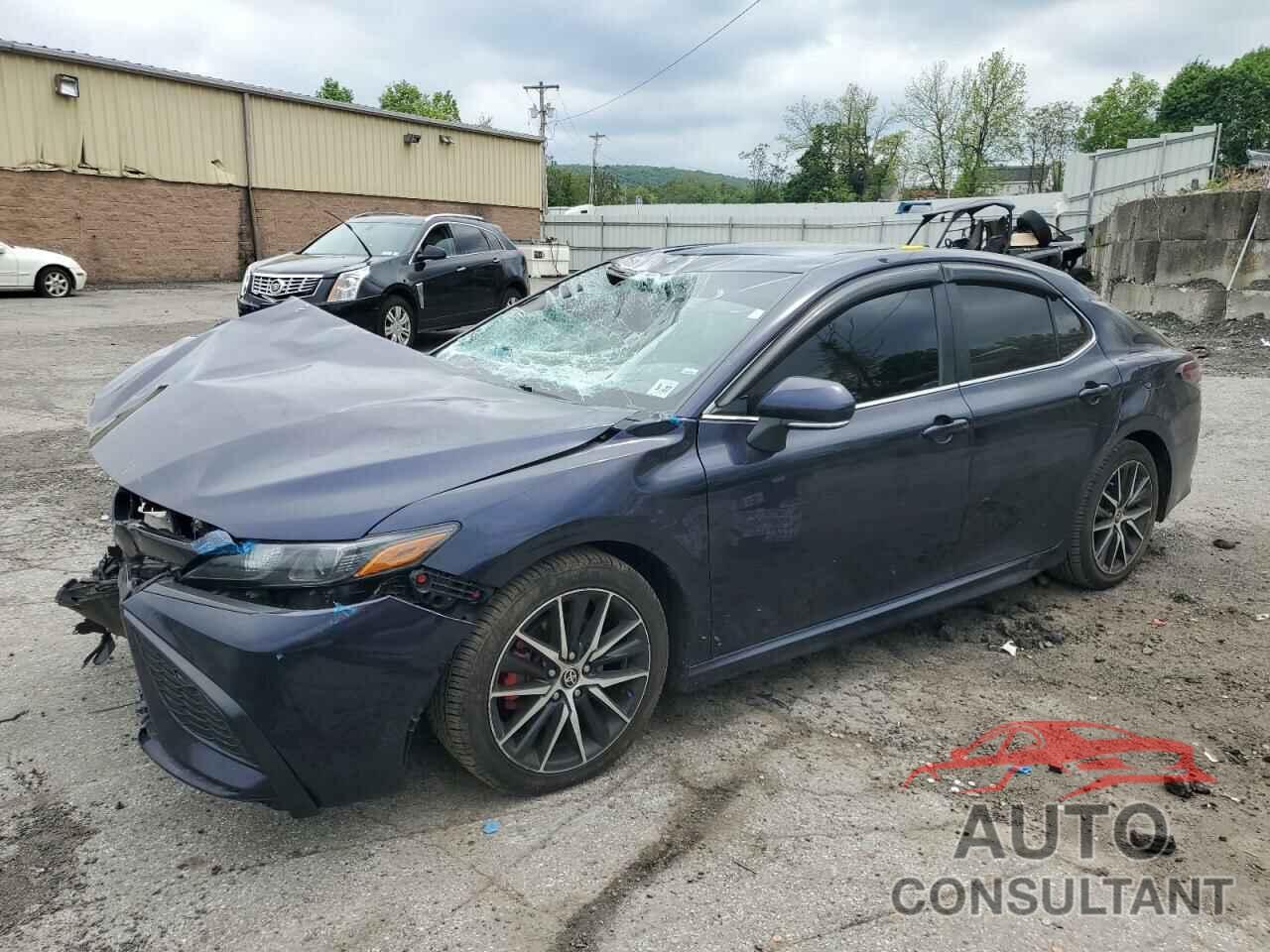 TOYOTA CAMRY 2022 - 4T1G11BK2NU058493