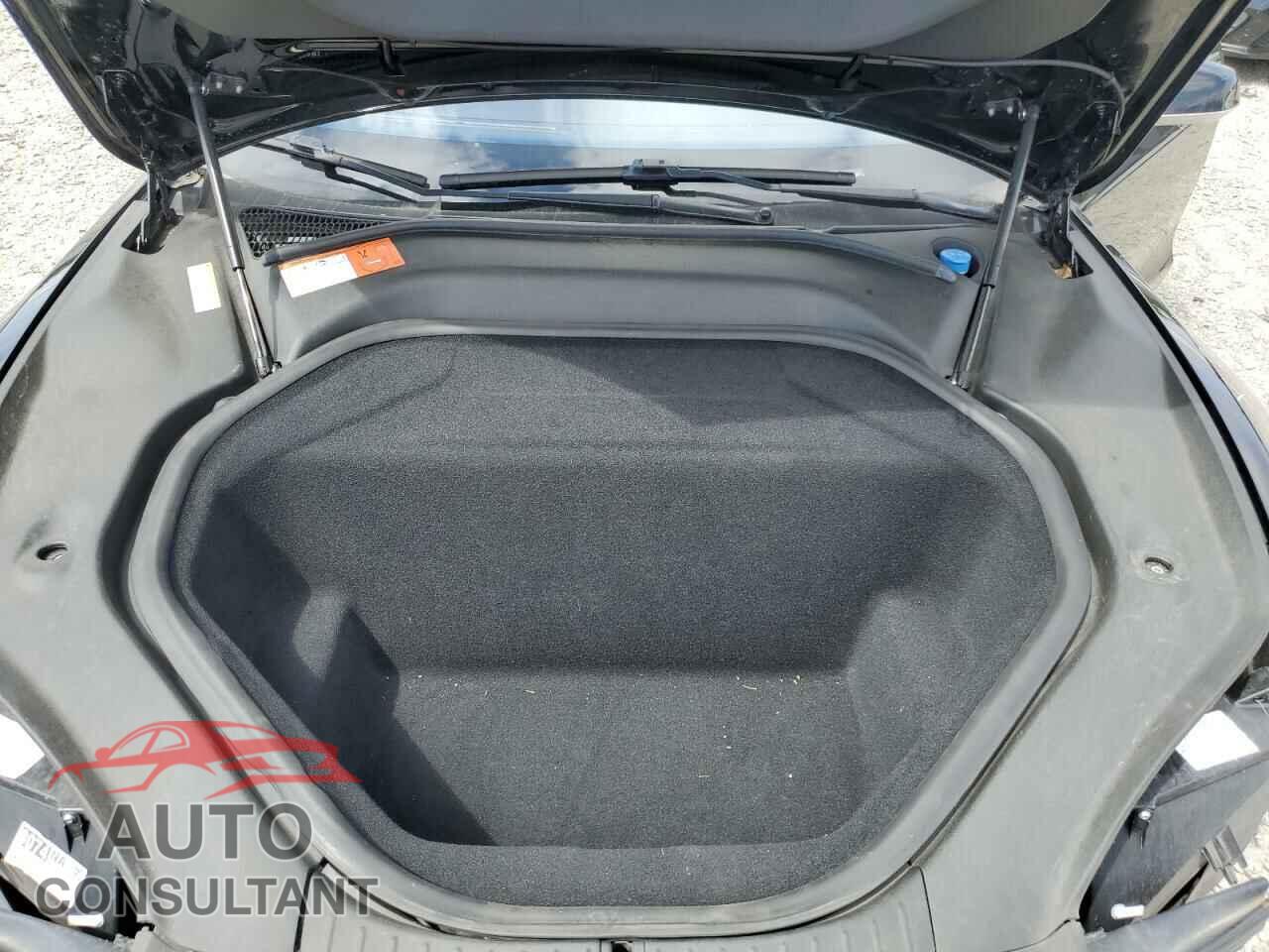 TESLA MODEL S 2015 - 5YJSA1E22FF111004