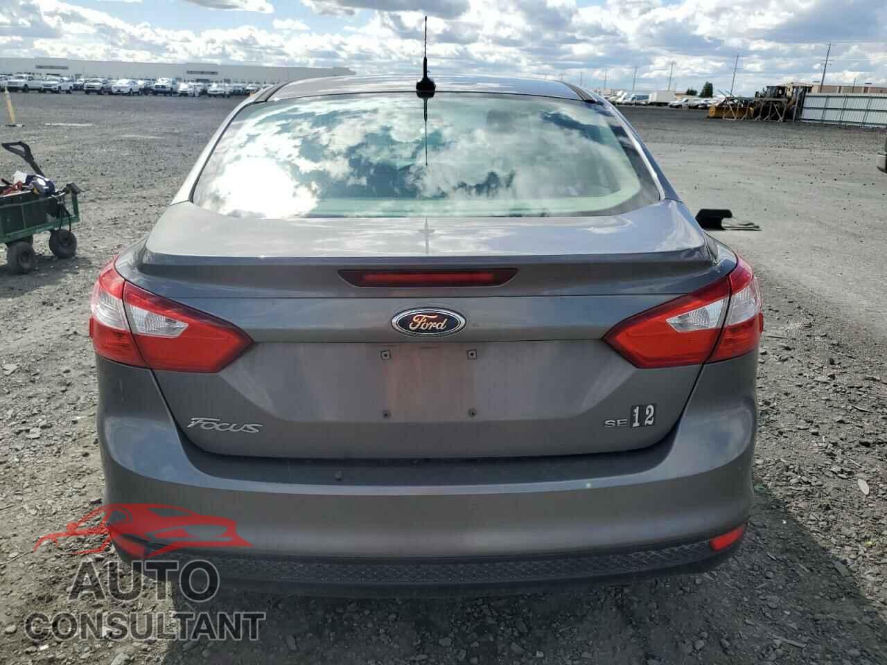 FORD FOCUS 2012 - 1FAHP3F22CL277119