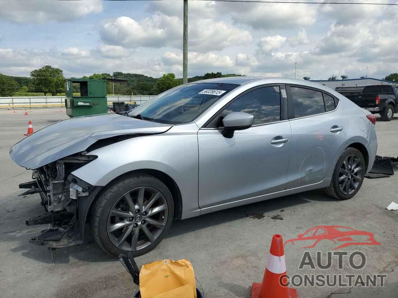 MAZDA 3 2018 - 3MZBN1V33JM161893