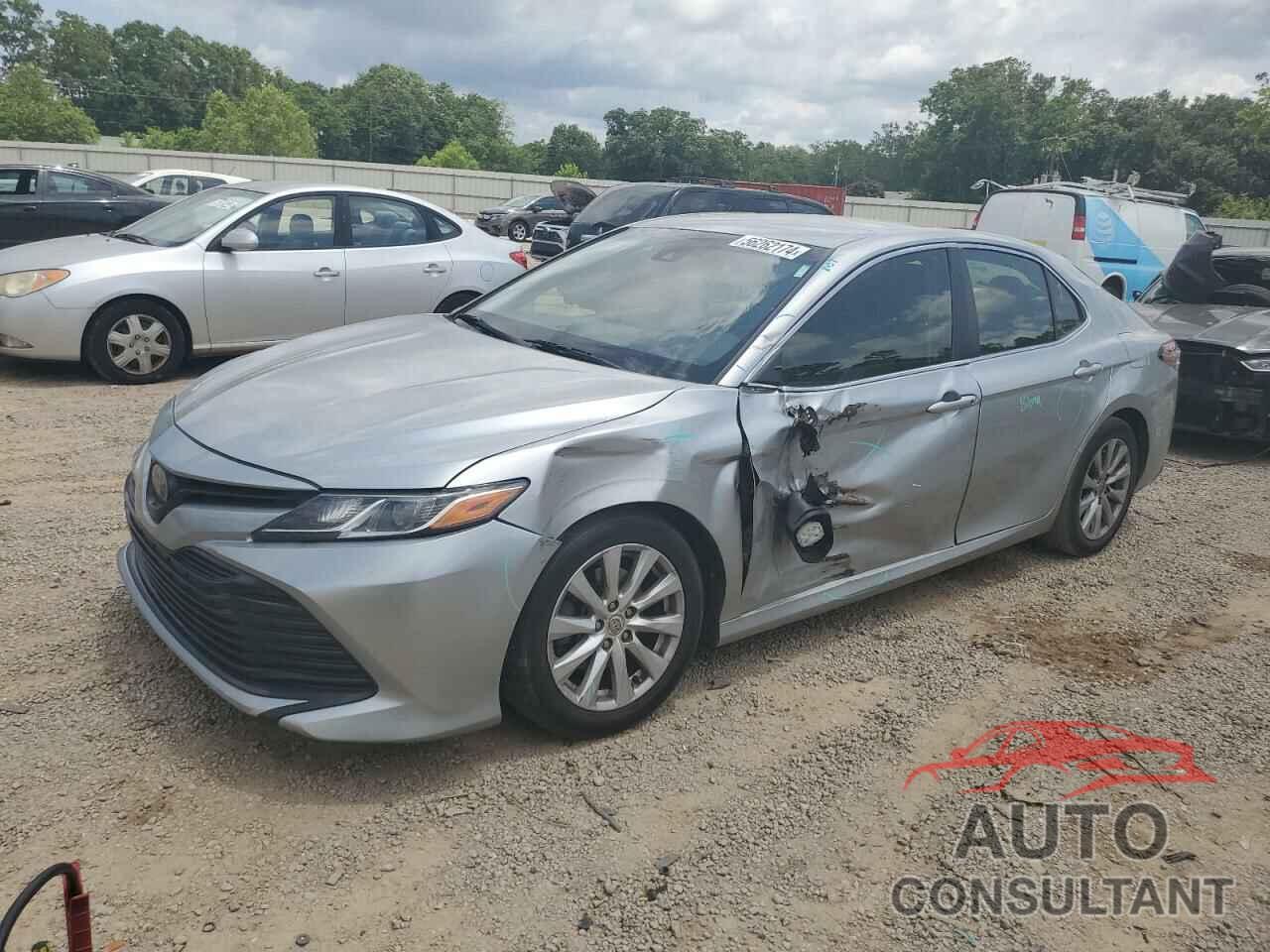 TOYOTA CAMRY 2018 - JTNB11HK9J3020843