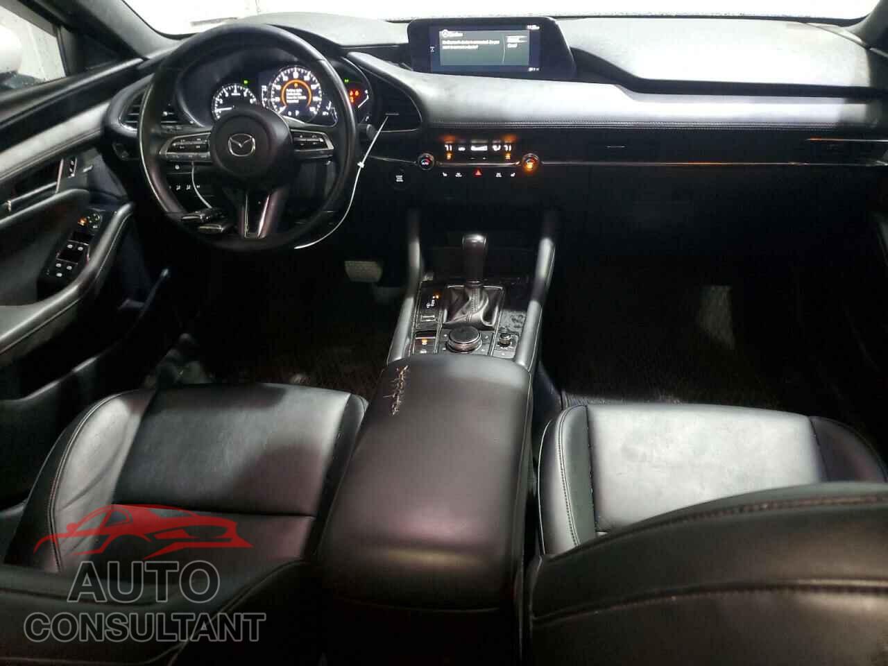 MAZDA 3 2019 - JM1BPBCM2K1107563