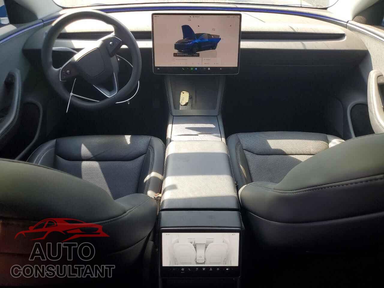 TESLA MODEL 3 2026 - 5YJ3E1EA7TF135844