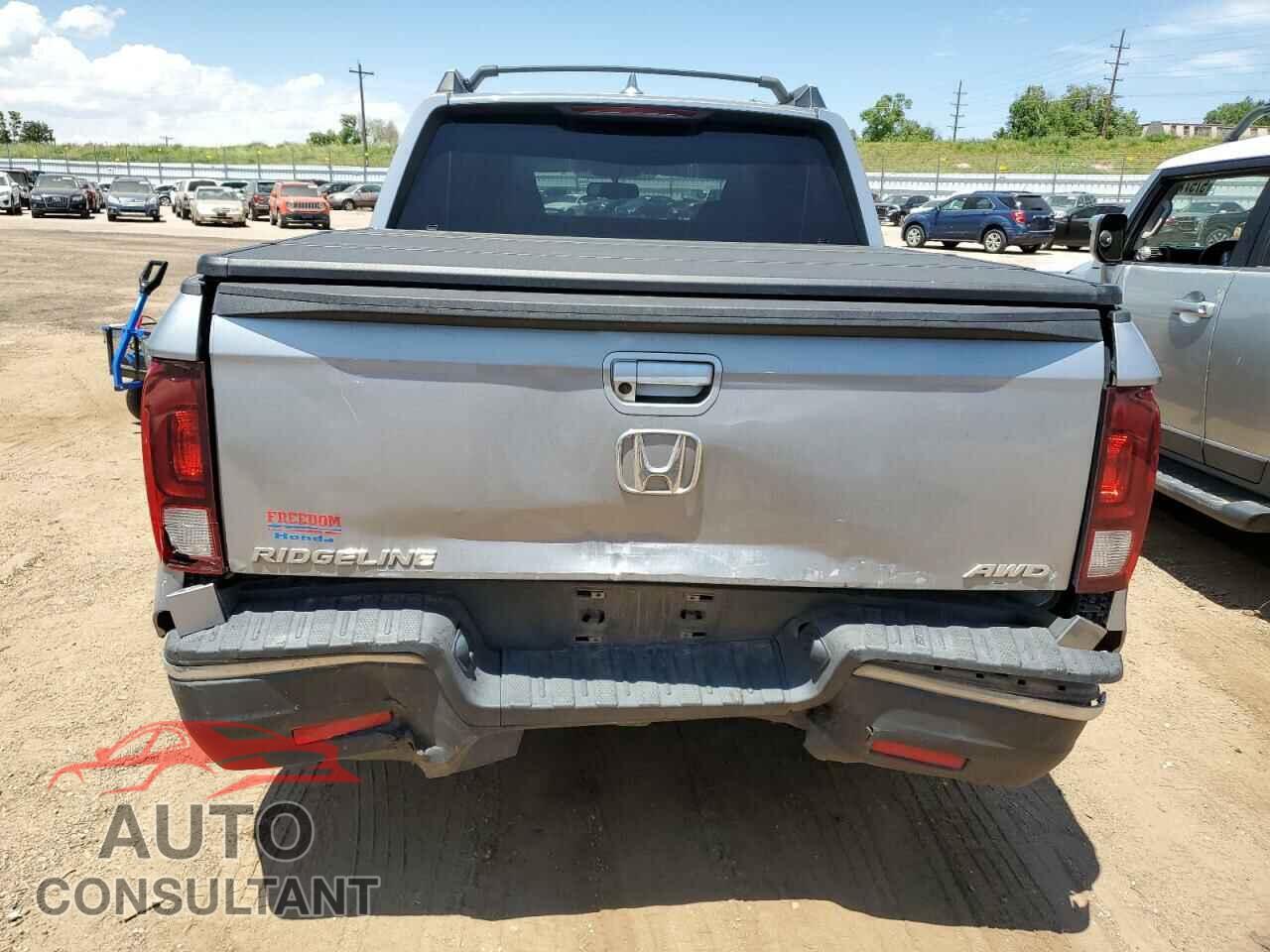 HONDA RIDGELINE 2017 - 5FPYK3F61HB008641