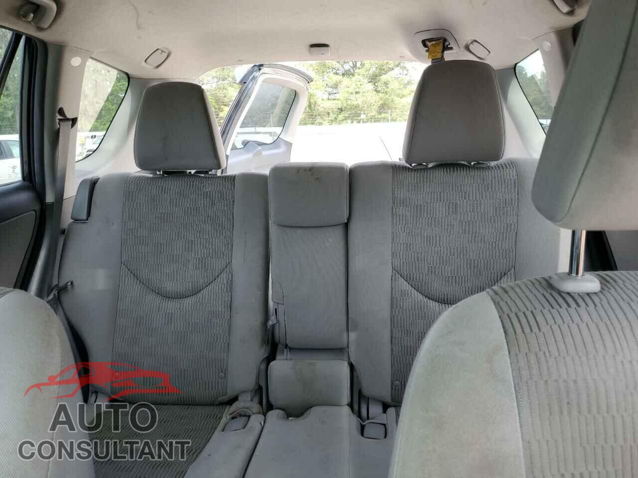 TOYOTA RAV4 2012 - 2T3BF4DV4CW215448