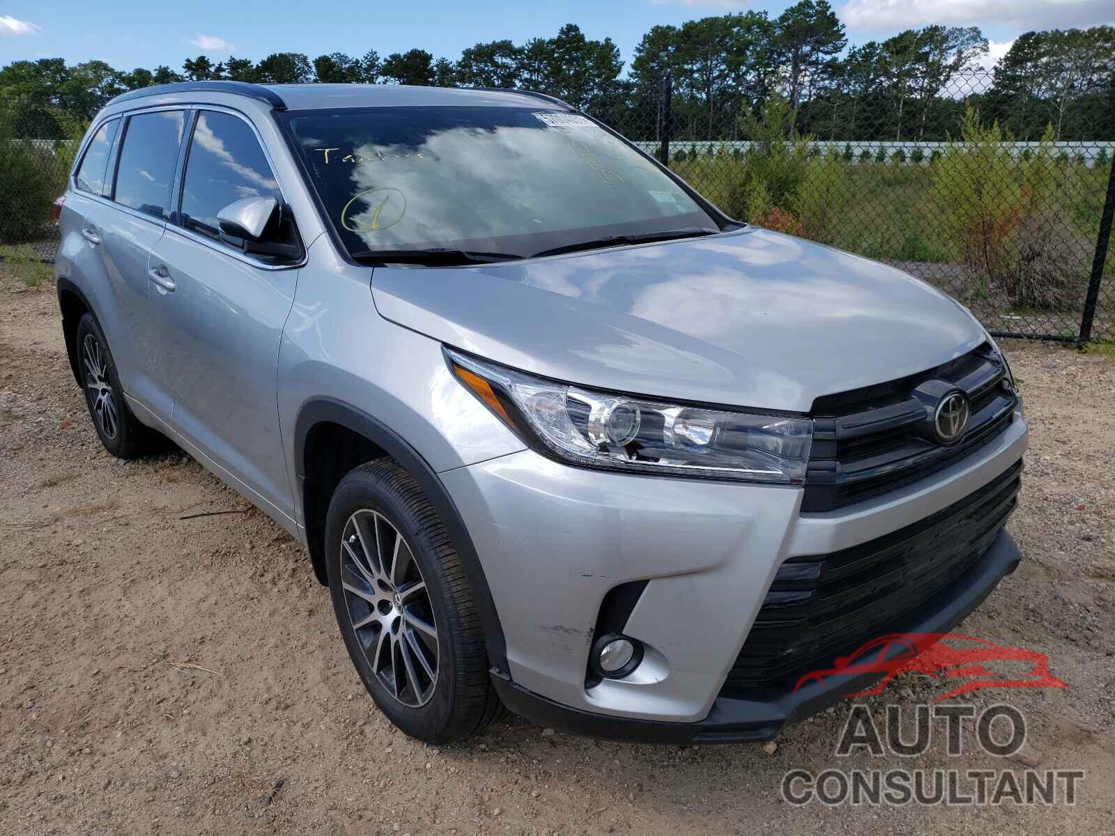 TOYOTA HIGHLANDER 2018 - 5TDJZRFH2JS546194