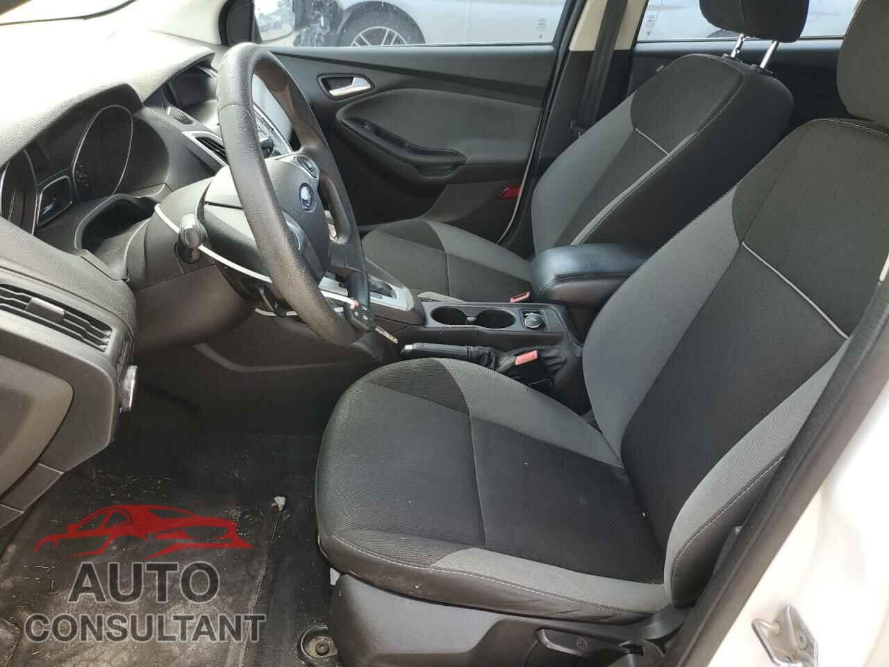 FORD FOCUS 2013 - 1FADP3F22DL309003