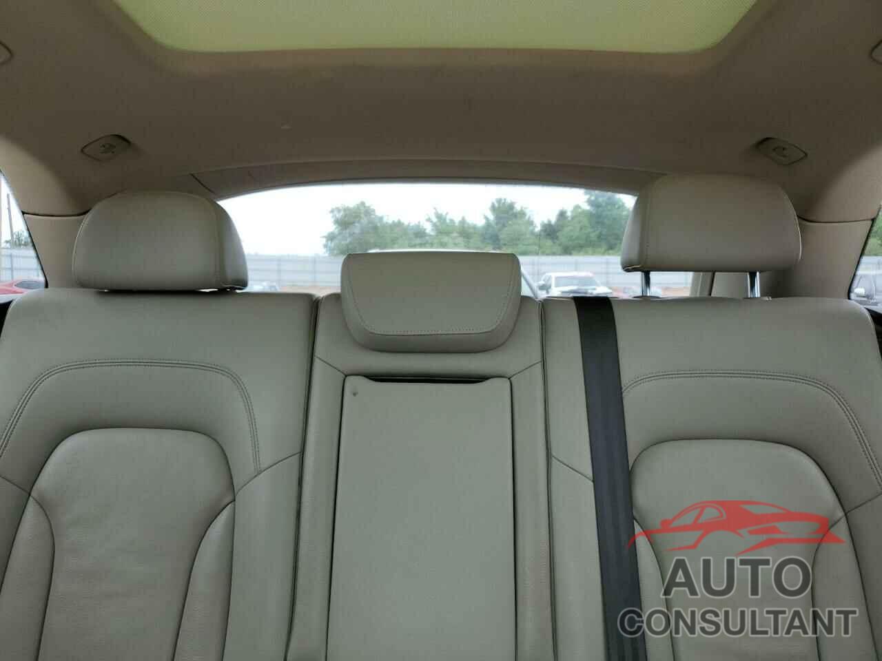 AUDI Q5 2012 - WA1LFBFP6CA109504