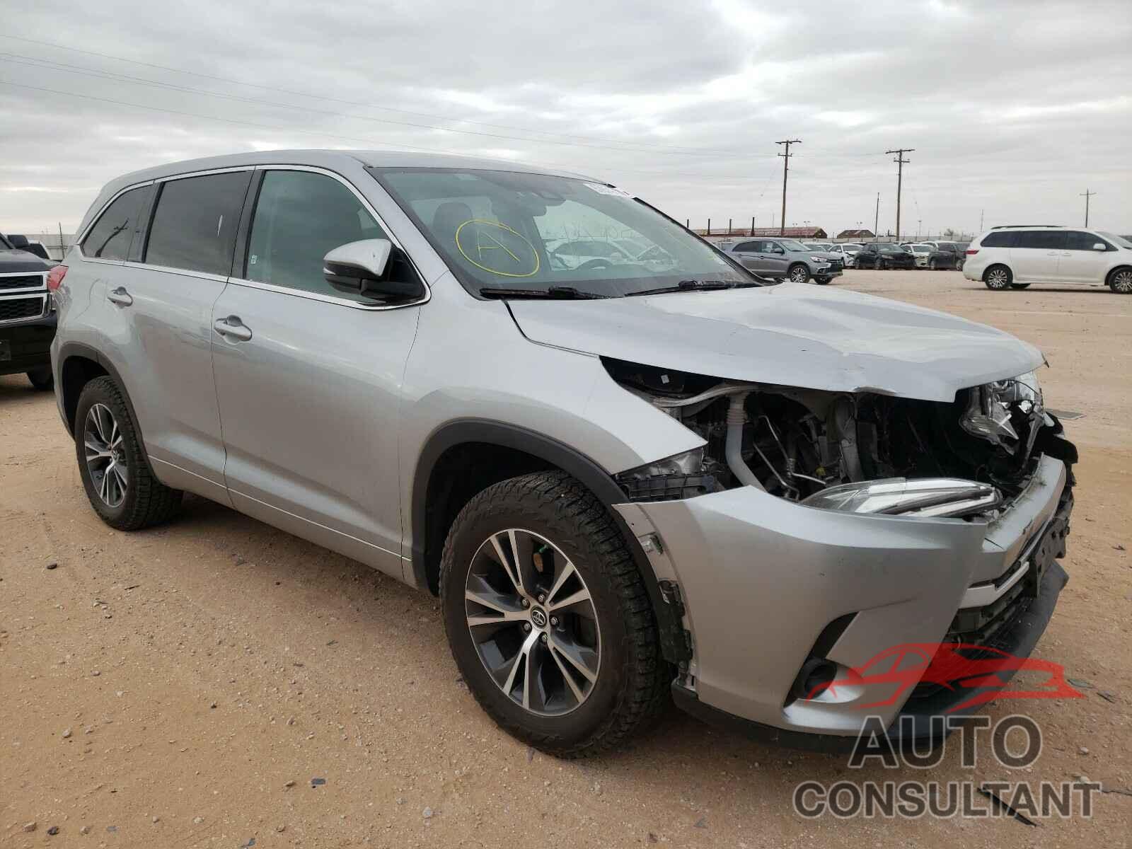 TOYOTA HIGHLANDER 2017 - 5TDZARFH3HS024792