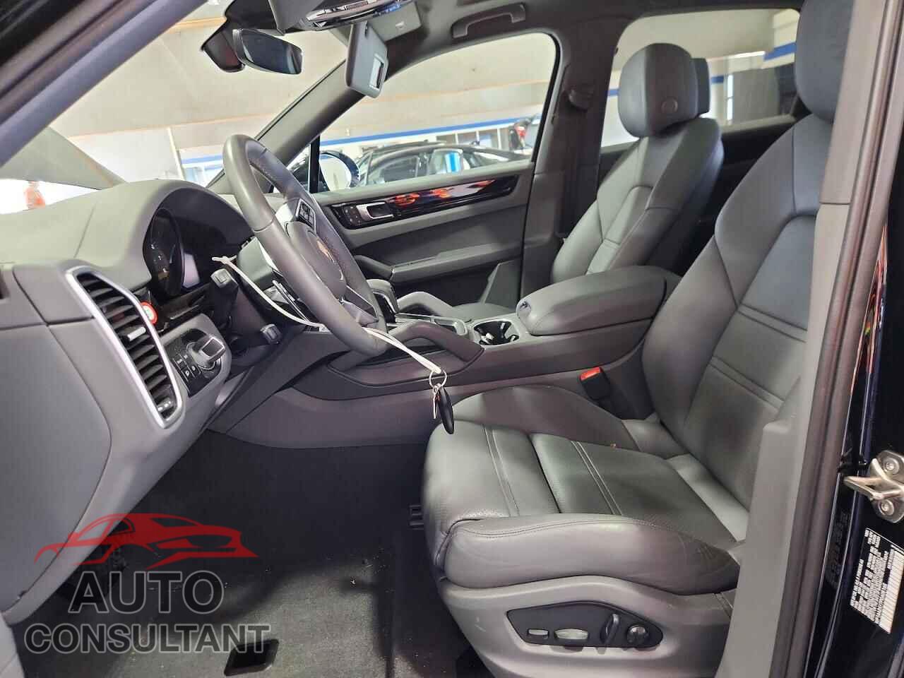 PORSCHE CAYENNE 2023 - WP1AA2AY7PDA05165