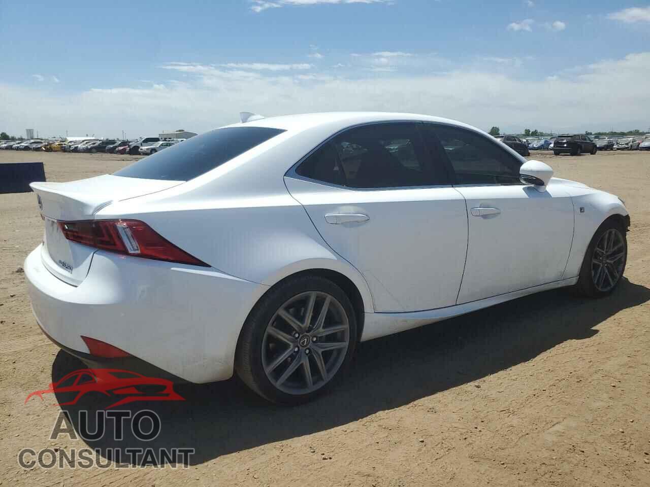 LEXUS IS 2015 - JTHCF1D28F5017426