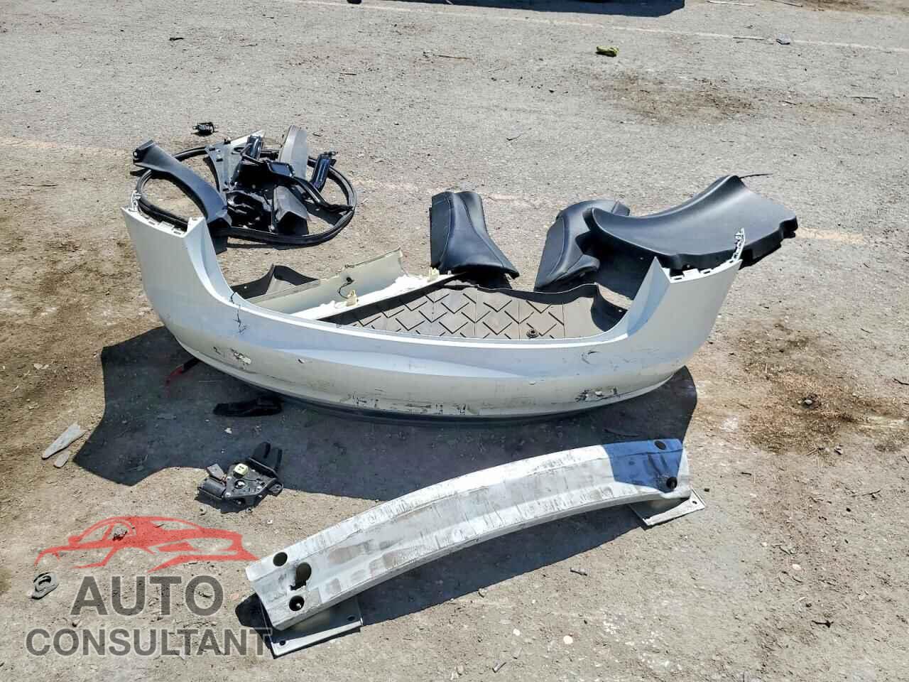 TESLA MODEL 3 2022 - 5YJ3E1EA8NF316566
