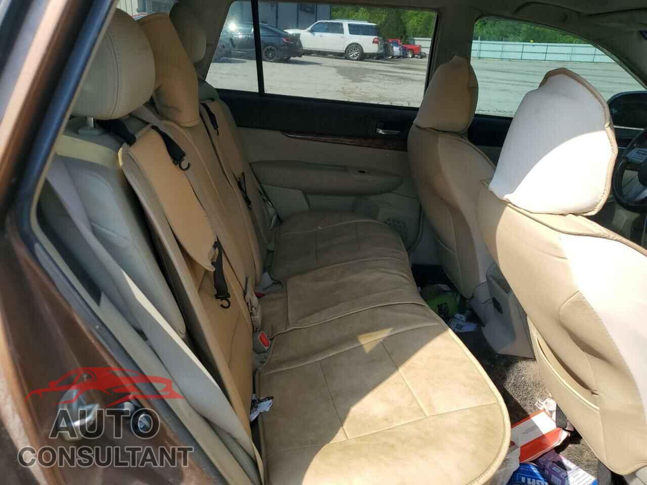 SUBARU OUTBACK 2011 - 4S4BRBLC4B3318748