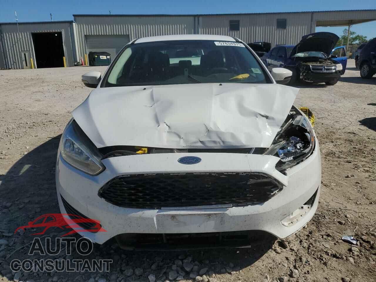 FORD FOCUS 2015 - 1FADP3K26FL292697