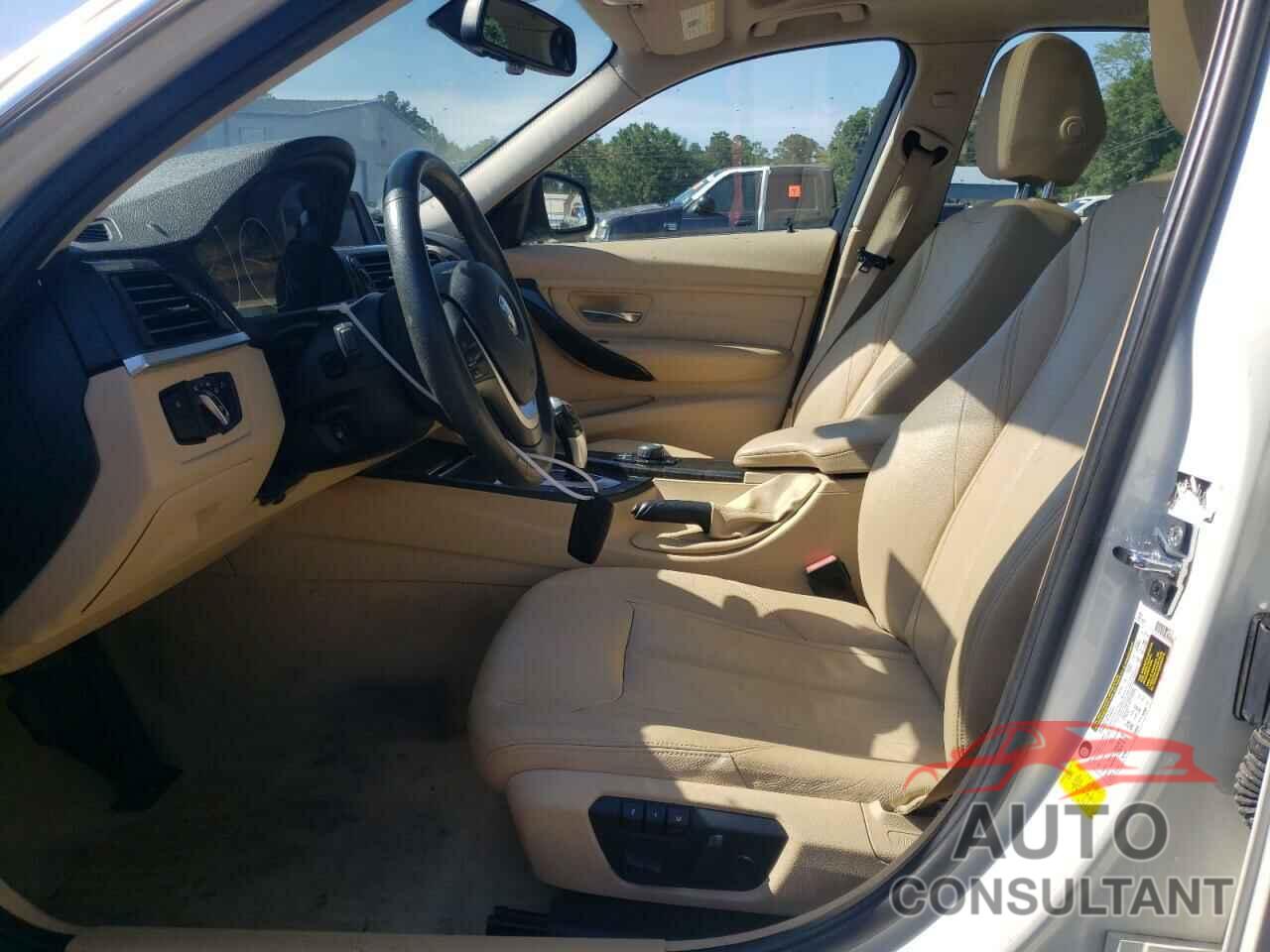 BMW 3 SERIES 2012 - WBA3A5C54CF349885