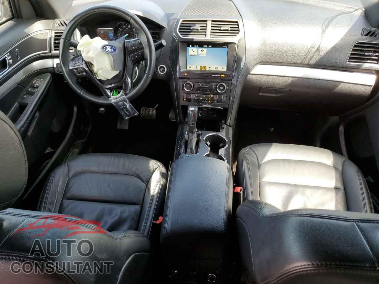 FORD EXPLORER 2017 - 1FM5K8D84HGD52317