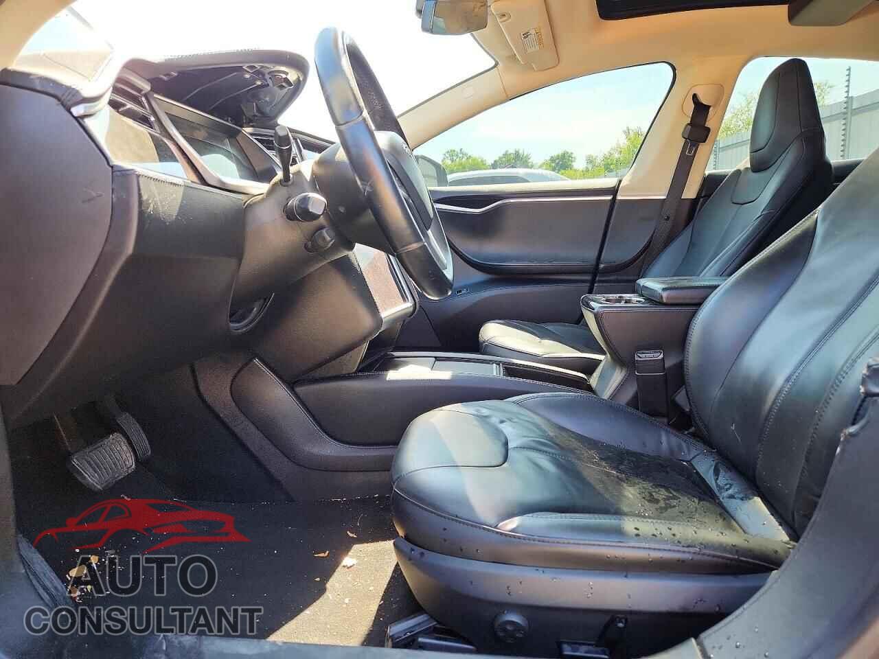 TESLA MODEL S 2013 - 5YJSA1BG5DFP03896