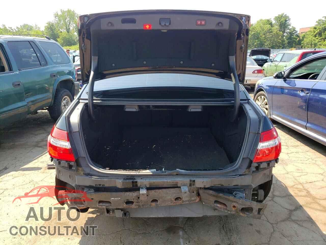 MERCEDES-BENZ E-CLASS 2012 - WDDHF9BB9CA556459