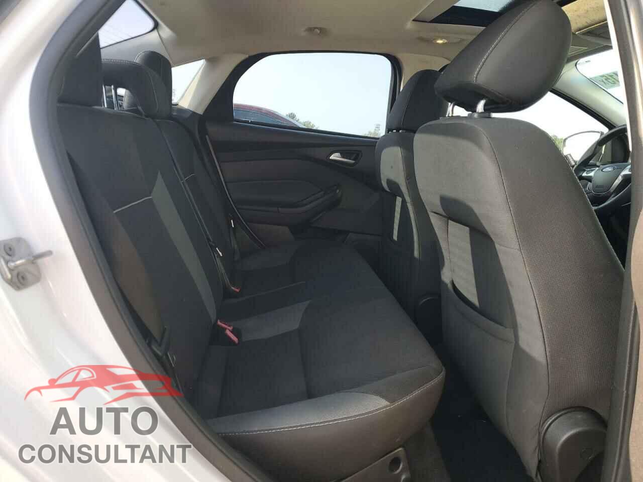 FORD FOCUS 2014 - 1FADP3F22EL287909