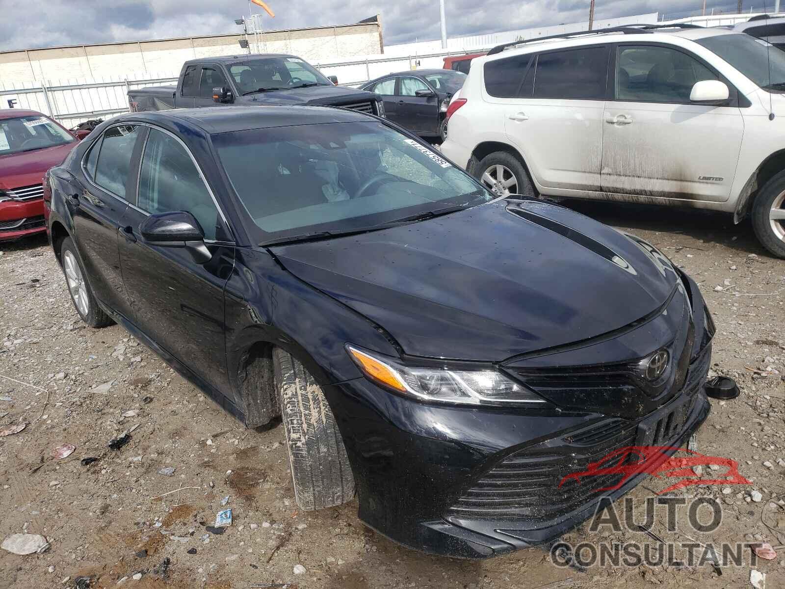 TOYOTA CAMRY 2018 - 4T1B11HK9JU604198
