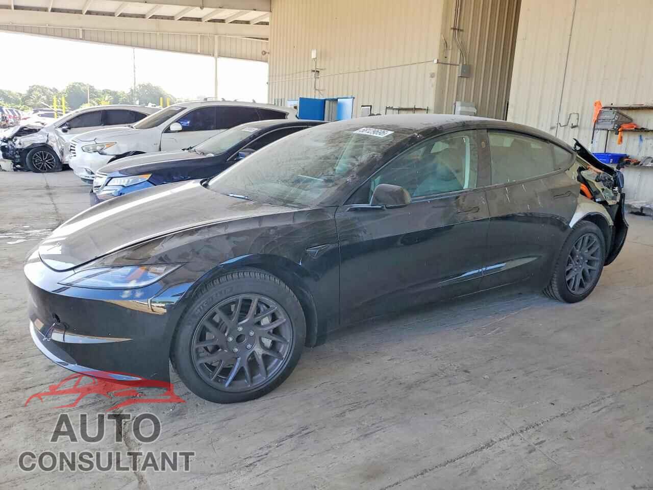 TESLA MODEL 3 2024 - 5YJ3E1EA1RF825470