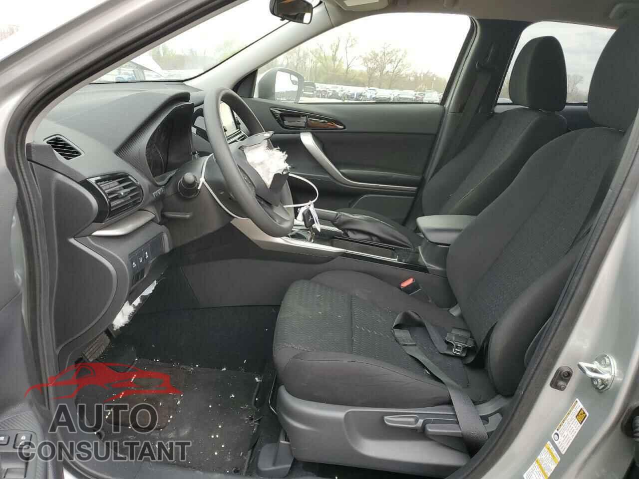 MITSUBISHI ECLIPSE 2024 - JA4ATUAA7RZ00611X