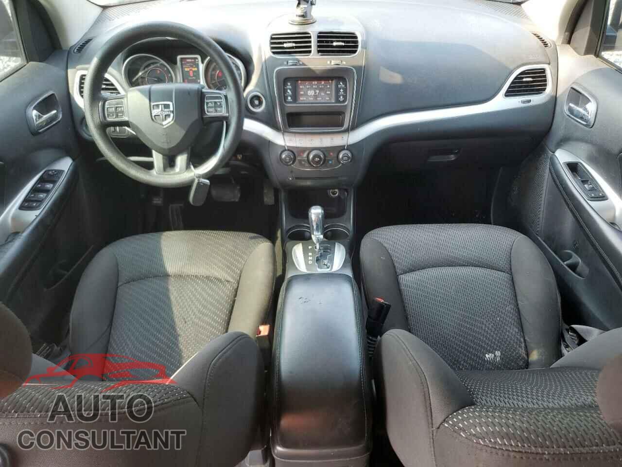 DODGE JOURNEY 2015 - 3C4PDCAB4FT720207