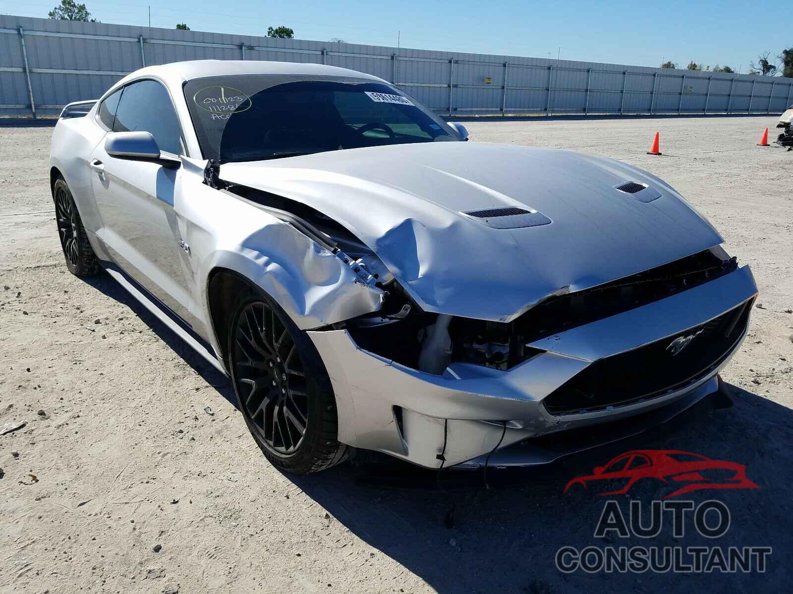 FORD MUSTANG 2019 - 1FA6P8CF0K5168284