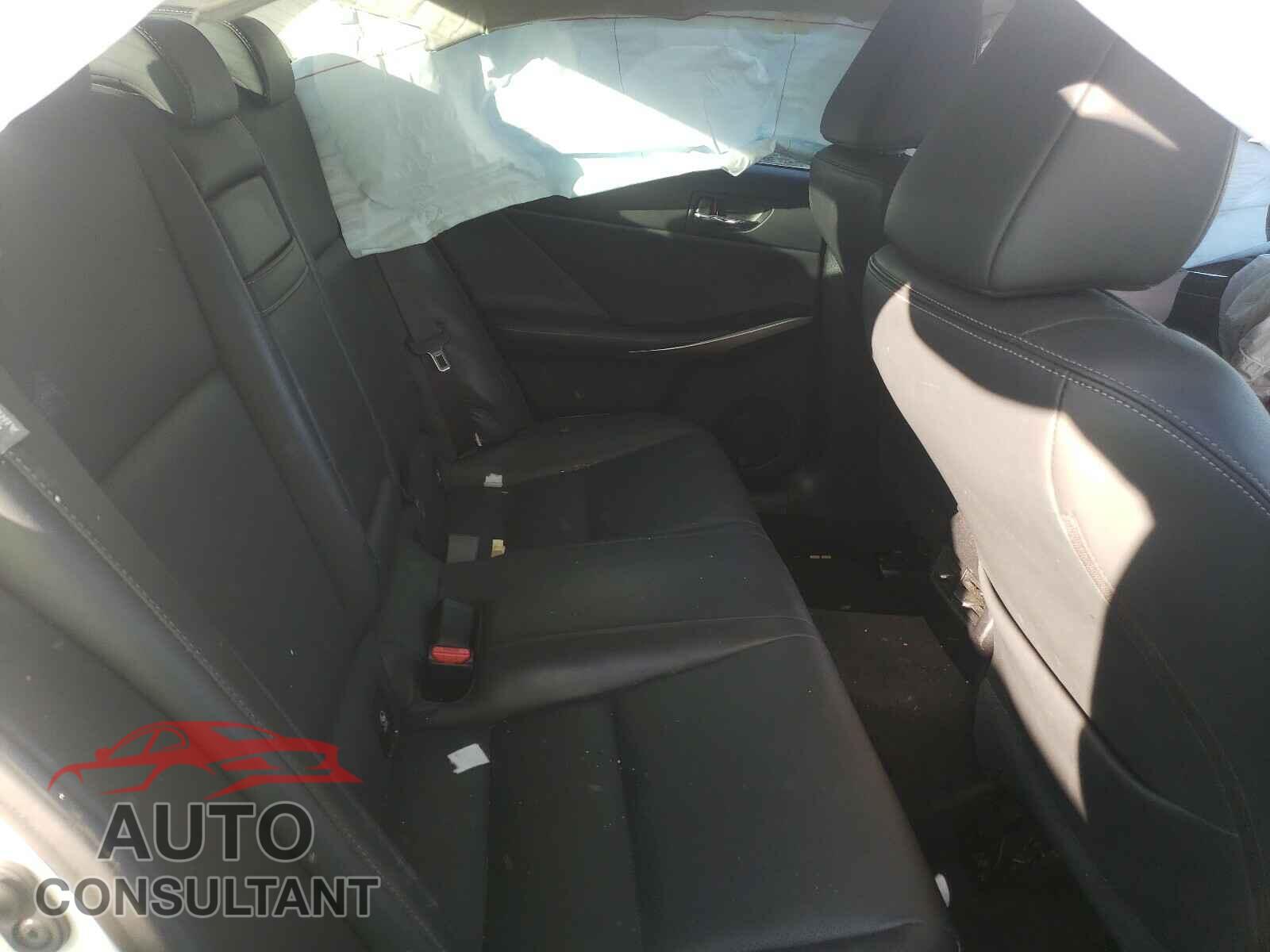 LEXUS IS 2016 - JTHBA1D29G5015227