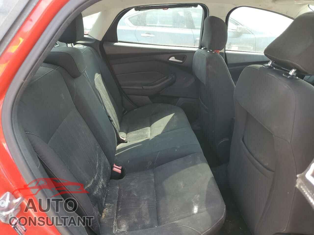 FORD FOCUS 2016 - 1FADP3F27GL338467