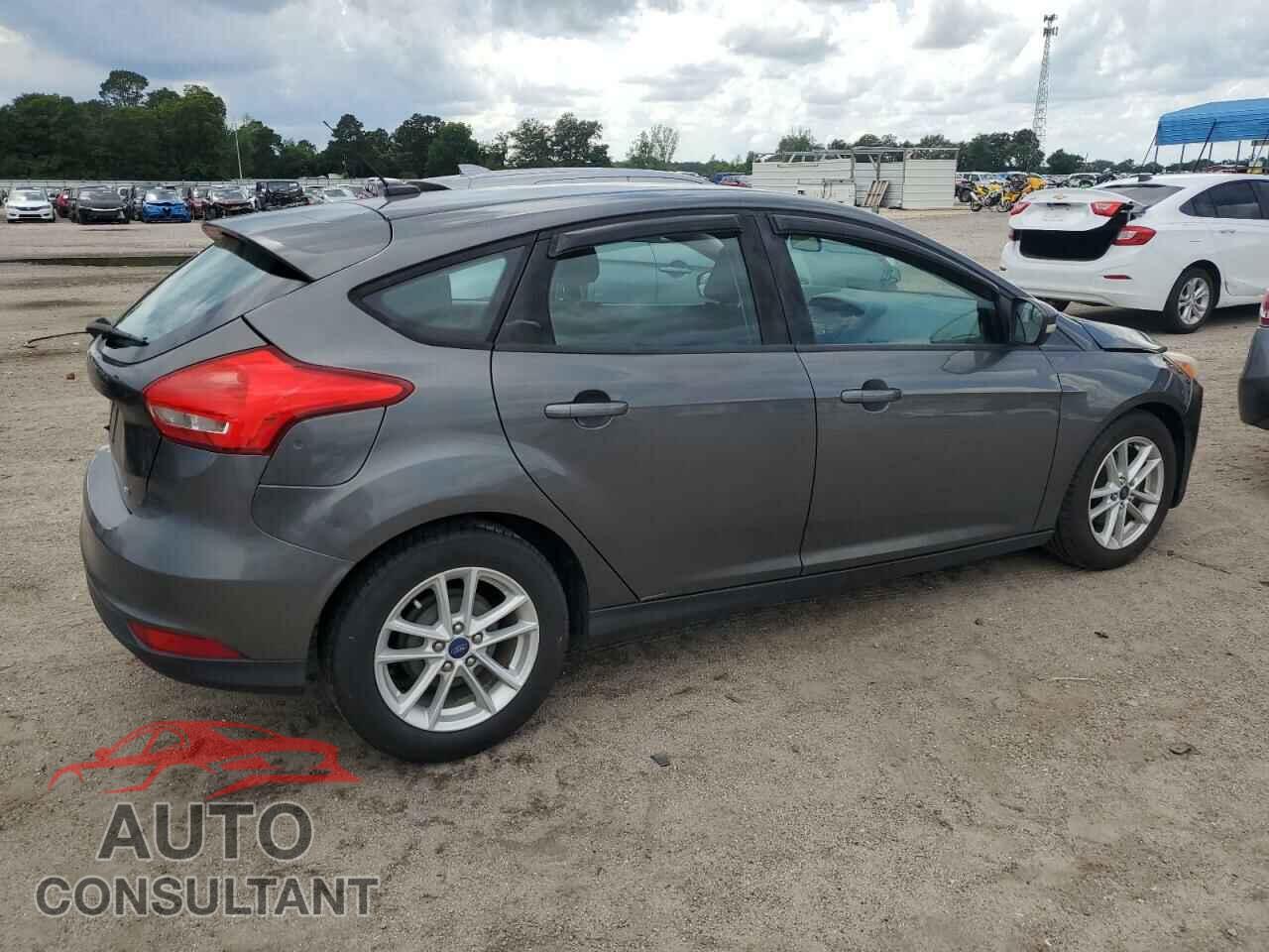 FORD FOCUS 2017 - 1FADP3K23HL312410