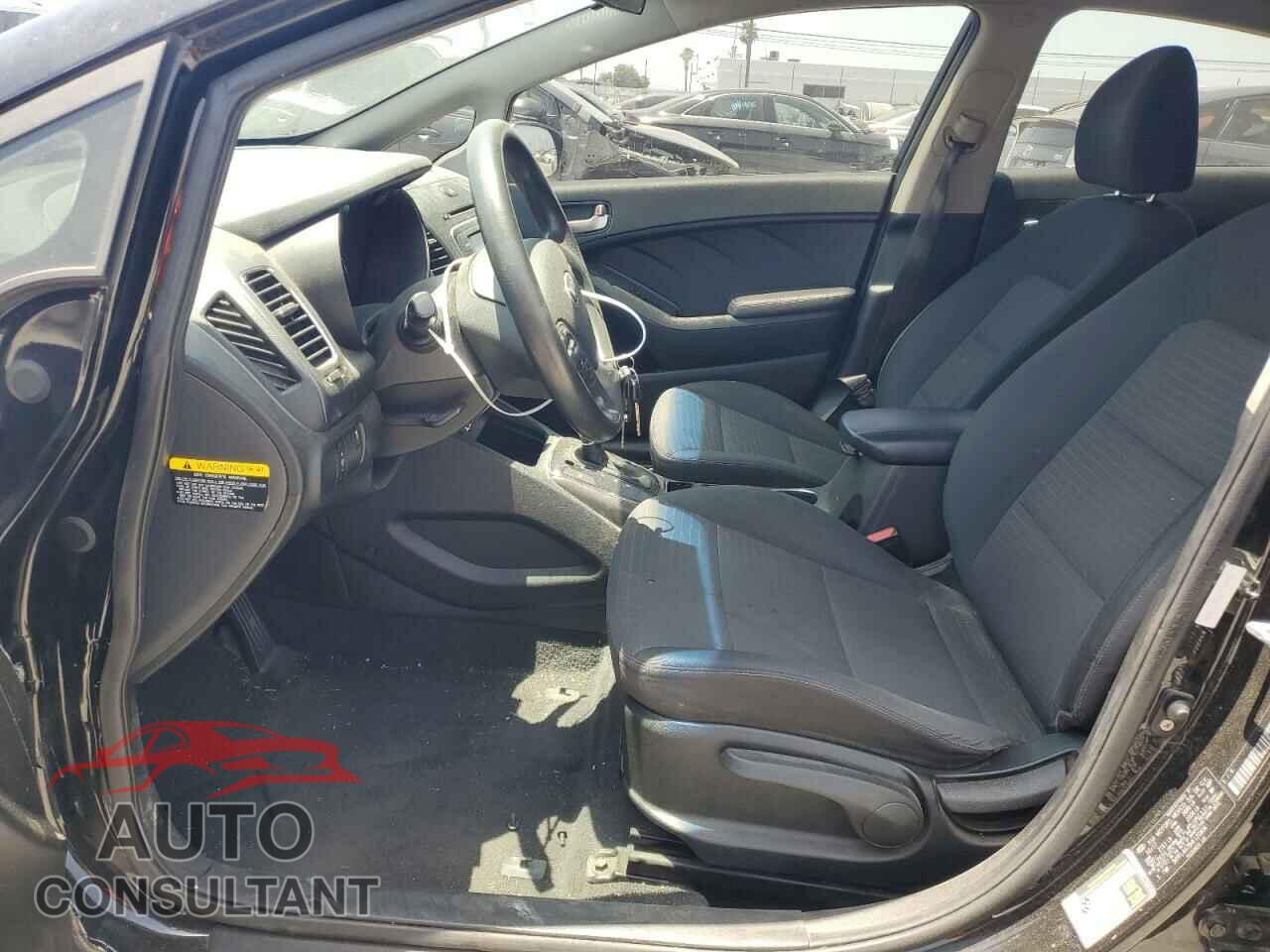 KIA FORTE 2017 - 3KPFL4A78HE129904