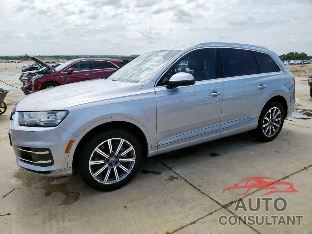 AUDI Q7 2017 - WA1LHAF70HD051108
