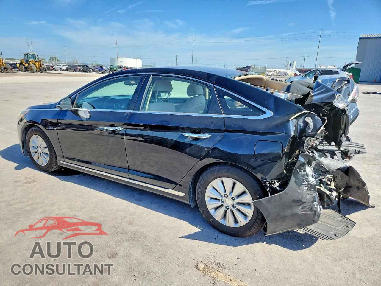 HYUNDAI SONATA 2017 - KMHE24L15HA043990