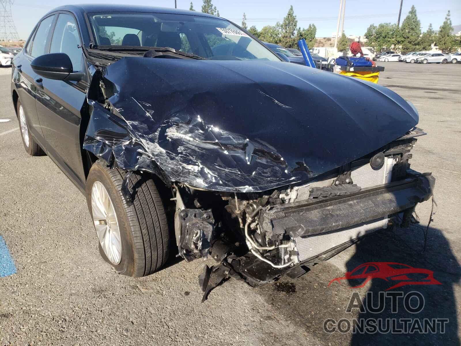 VOLKSWAGEN JETTA 2019 - 3VWC57BUXKM236028