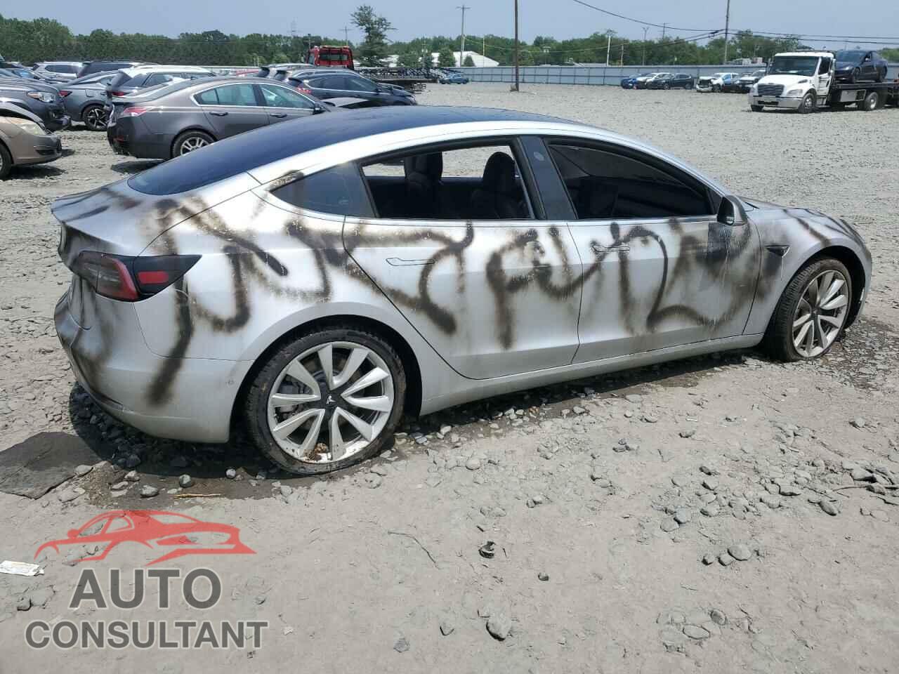 TESLA MODEL 3 2018 - 5YJ3E1EA4JF037271
