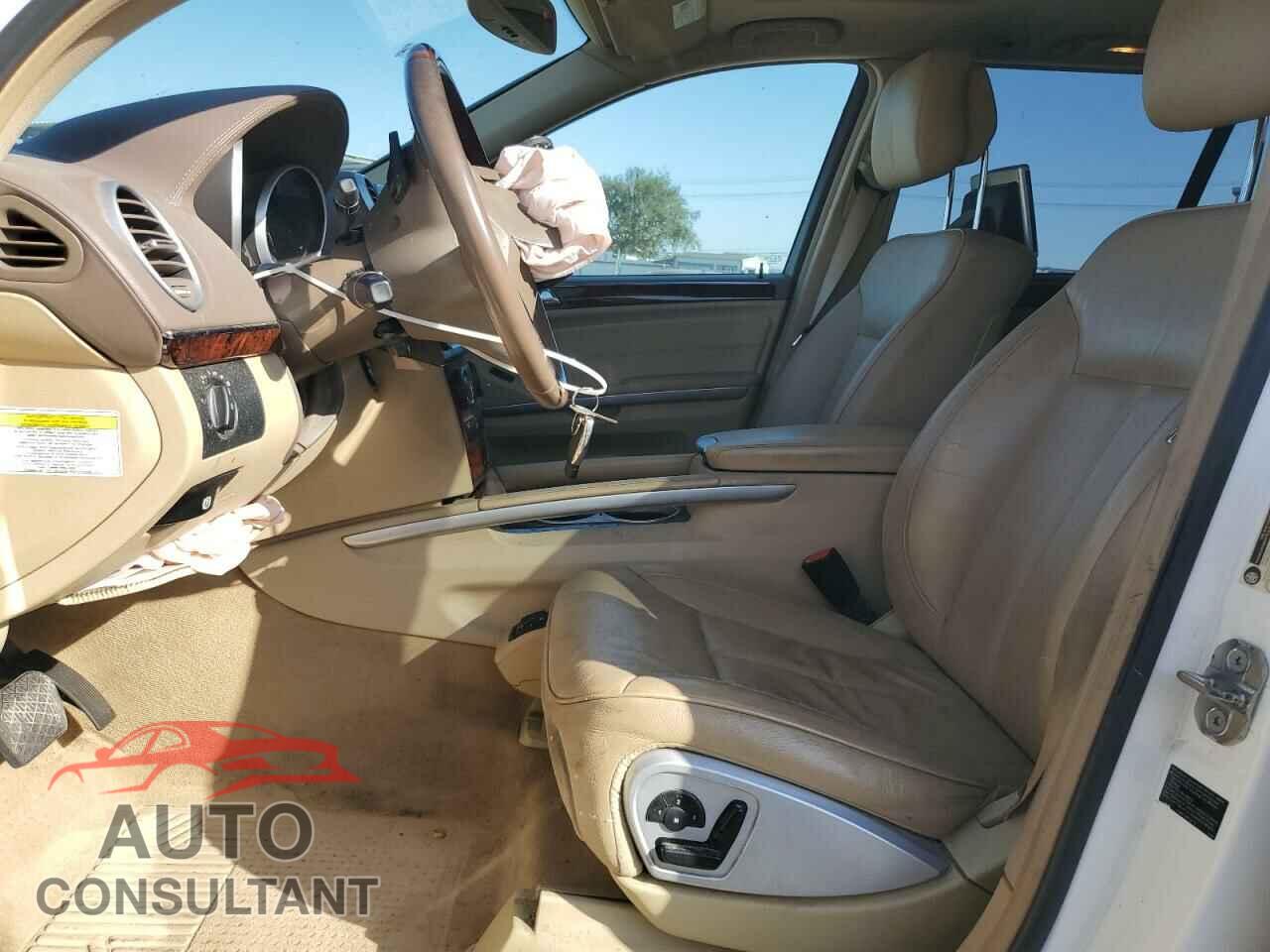MERCEDES-BENZ GL-CLASS 2012 - 4JGBF2FE8CA770835